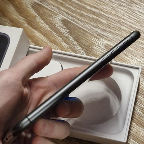 iphone-11-128gb-94-big-4