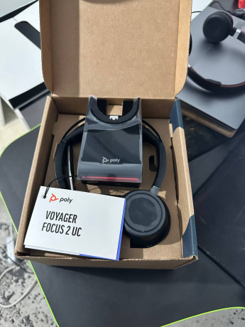 prodam-professionalnye-nausniki-85k-almaty-big-0