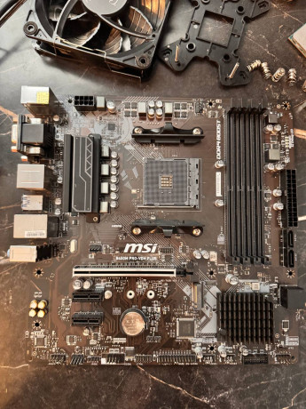 materinskaia-plata-big-0