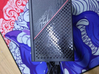 blok-pitaniia-bp-asus-rog-strixmodel-rog-strix-850g-v-otlicnom-sostoianii-pocti-novaia-70000tg-t