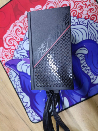 blok-pitaniia-bp-asus-rog-strixmodel-rog-strix-850g-v-otlicnom-sostoianii-pocti-novaia-70000tg-t-big-0