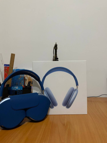 nausniki-apple-airpods-max-sky-blue-1-pokoleniia-v-polnom-komplekte-big-0