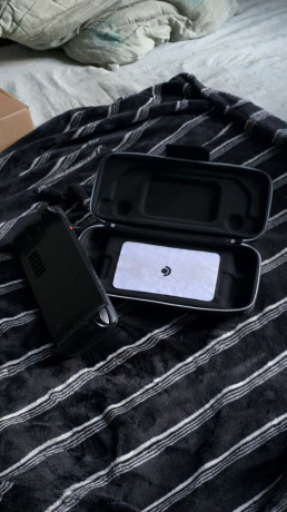 prodaiu-igrovuiu-platformu-steam-desk-oled-1t-big-3