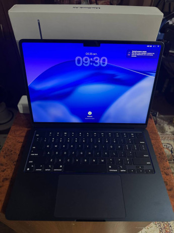 prodam-macbook-air-m2-big-0