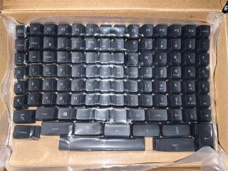 almata-prodam-keikapy-na-klaviaturu-g413-original-cenu-predlagaite