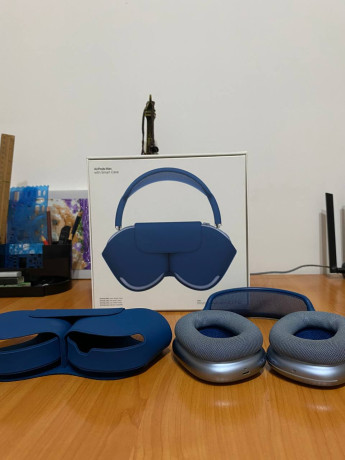 nausniki-apple-airpods-max-sky-blue-1-pokoleniia-v-polnom-komplekte-big-1