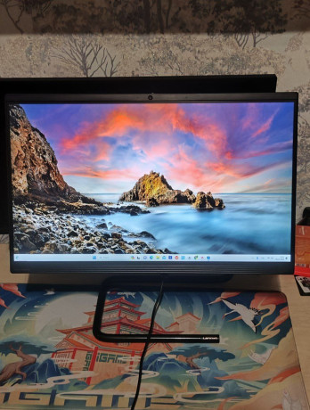 monoblok-lenovo-big-0