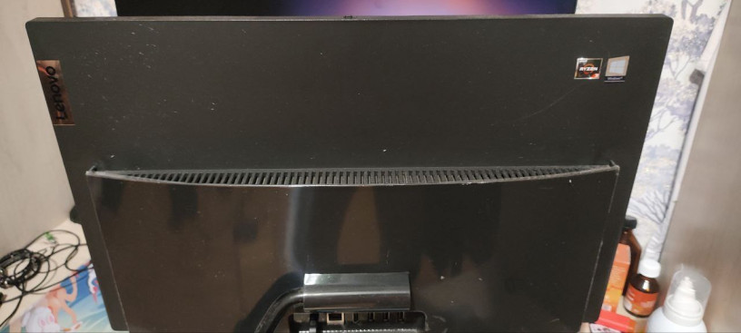 monoblok-lenovo-big-1