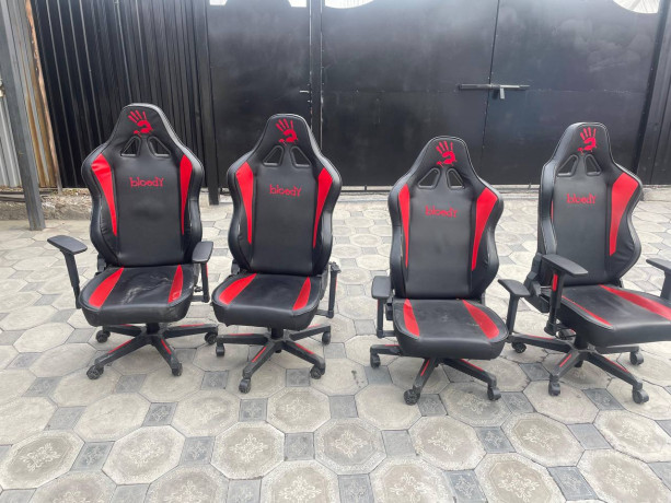 prodam-igrovye-kreslo-dxracer-po-33000-big-2