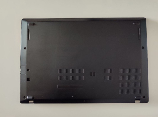 noutbuk-lenovo-thinkpad-t480s-big-2