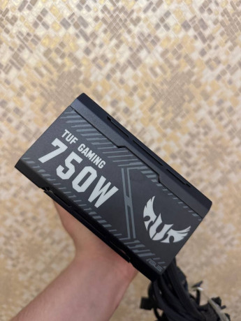 aoc-c27g2z-27-240hz-big-3