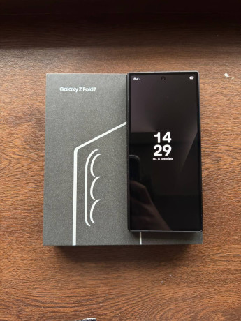 samsung-z-fold-7-12256-big-2