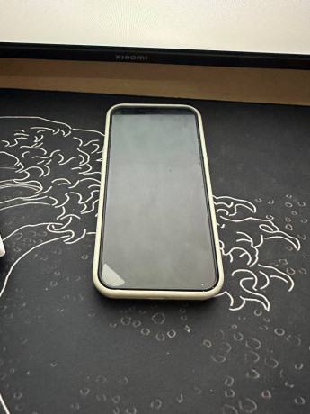 zdravstvuite-prodaiu-telefon-iphone-14-na-128-gb-v-belom-cvete-telefon-vsegda-byl-v-cexle-i-s-zashhit-big-0