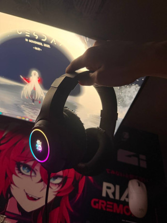 igrovaia-klaviatura-ot-bloody-b760-s-podcvetkoi-15k-tenge-2-igrovyx-kovrika-i-keikapov-v-podarok-big-4