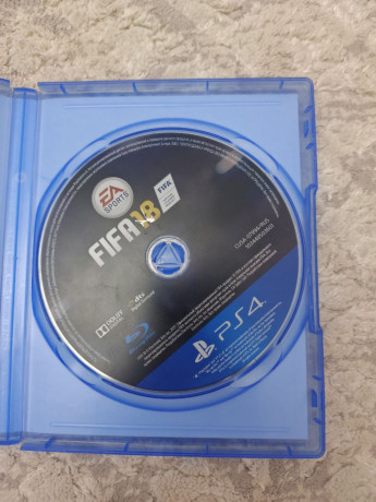 prozam-diski-na-ps4-otlicnom-sostaianie-big-1