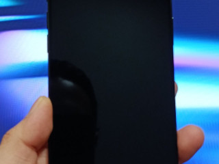 iphone-air-na-256gb-v-cernom-cvete