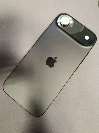 iphone-air-na-256gb-v-cernom-cvete-big-1