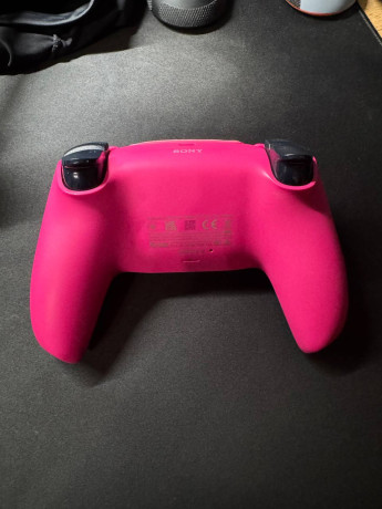prodam-rozovyi-dualsense-v-otlicnom-sostoianii-cena-22k-drifta-stikov-net-big-1