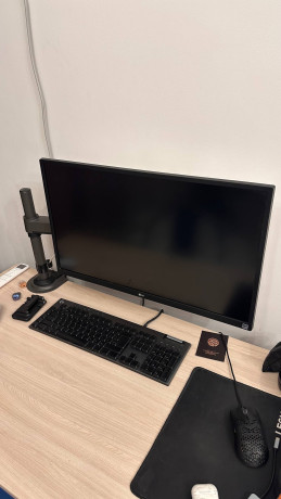 monitor-lg-27ul500-w-big-1