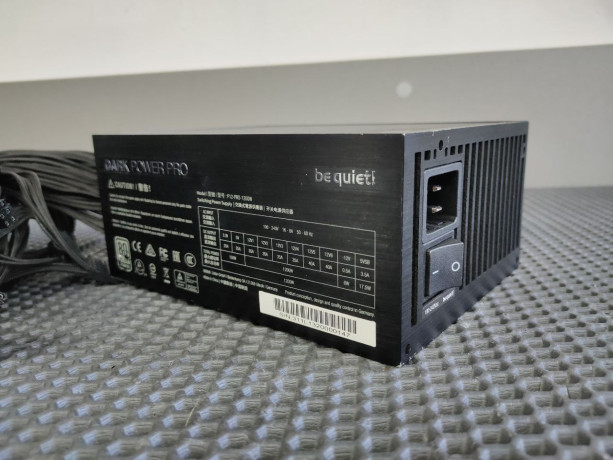 prodaiu-blok-pitaniia-big-0