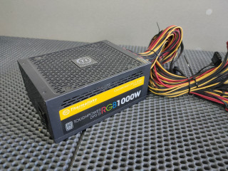 prodaiu-blok-pitaniia