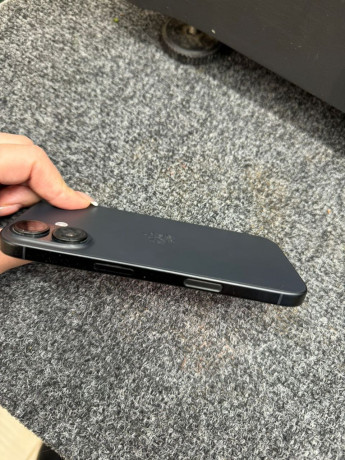 prodaetsia-iphone-16-128gb-cernyi-cena-350k-big-1