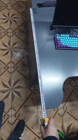 stoly-dlia-kompiuternogo-kluba-26-mest-sdvoennye-stolesnicy-15k-za-mesto-big-1