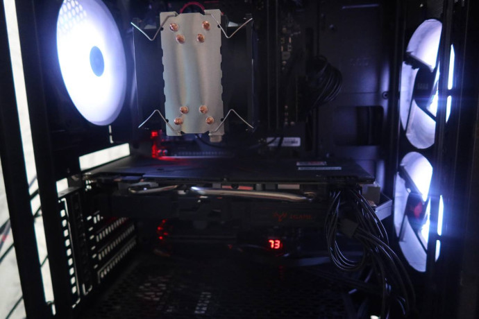 bez-monitora-i-pereferii-big-1