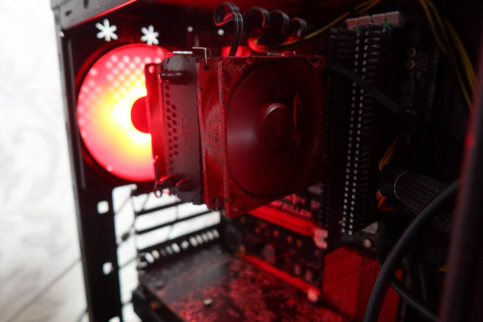 bez-monitora-i-pereferii-big-1