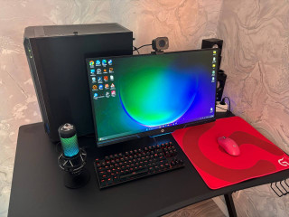 prodam-komp-monitor-stol-mikro-vebka