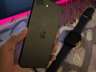 prodam-casy-apple-watch-se