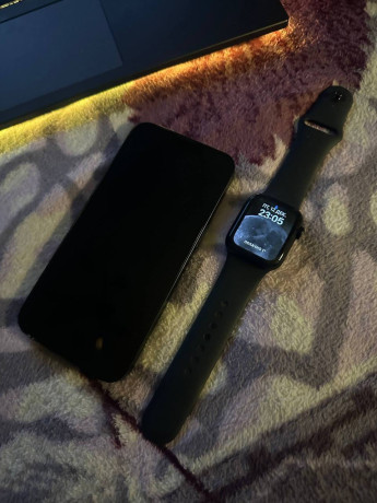 prodaiu-apple-iphone-16e-big-1