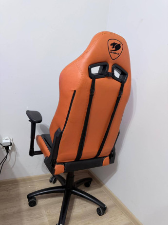 prodam-igrovoe-kreslo-cougar-big-4