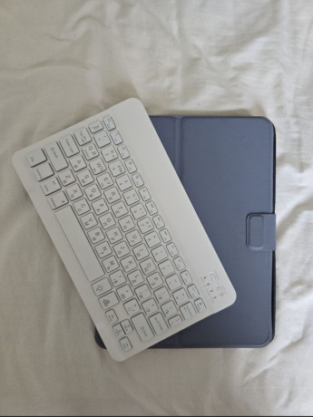 prodaetsia-ipad-air-4gen-256gb-cvet-silver-planset-v-xorosem-sostoianii-akkumuliator-93-i-158-cik-big-0