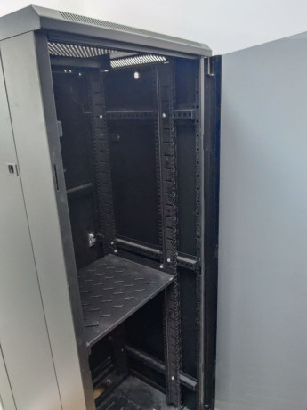 skaf-servernyi-32-iunita-big-3