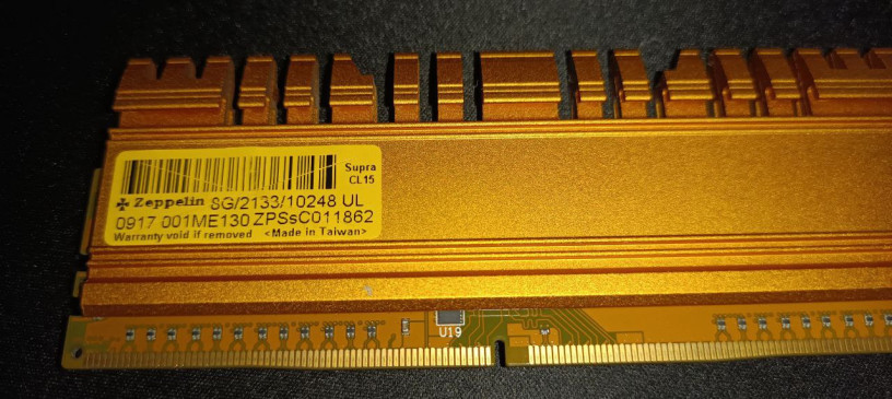 prodam-ozu-zeppelin-8gb-ddr4-2133-udimm-big-1