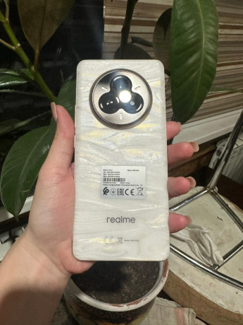realme-14-pro-12512-na-garantii-minusov-net-obmen-na-iphone-13-pro-max-14-plus-s-moei-doplatoi-big-1