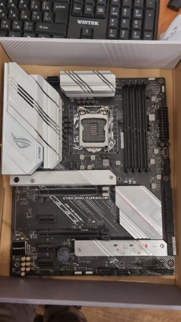 asus-b560-a-gaming-wi-fi-big-0