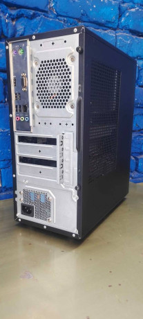 sistemnyi-blok-asus-expetcentre-big-1