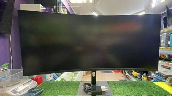 monitor-34-xiaomi-g34wq-c34wqba-rg-cernyi-big-0