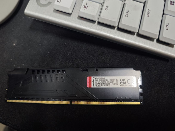 ddr5-8g-big-1