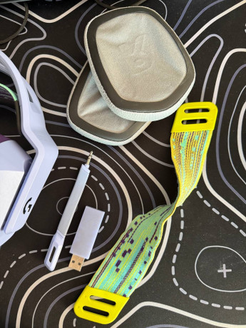 nausniki-polnostiu-rabocie-v-xorosem-sostoianii-big-2