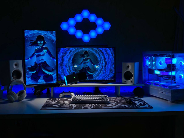 video-karta-rtx-5070-inno3d-x3-oc-big-0