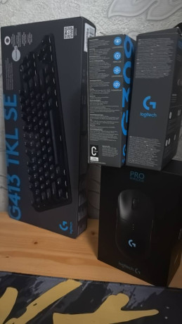 vse-cto-na-foto-prodam-nize-rynka-big-0