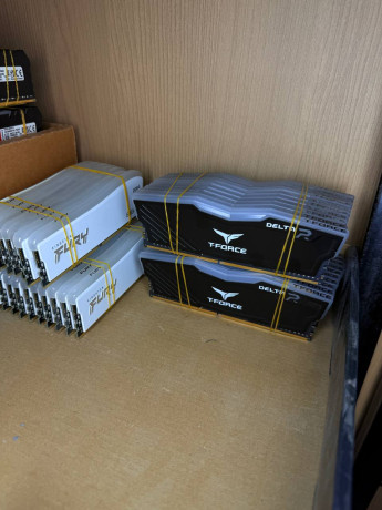 kingston-fury-8gb-mhz3200-ddr4-28-000-big-2