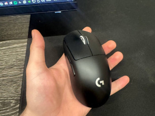 prodaiu-logitech-g-pro-x-superlight-2-legendarnaia-myska-v-predstavlenii-ne-nuzdaetsia