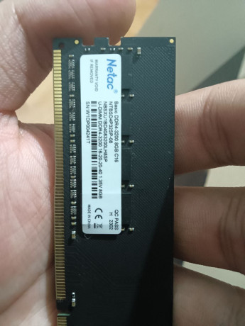 prodam-operativnuiu-pamiat-na-8gb-ddr4-za-12k-cena-dogovornaia-mogu-privezti-za-dop-platu-big-1