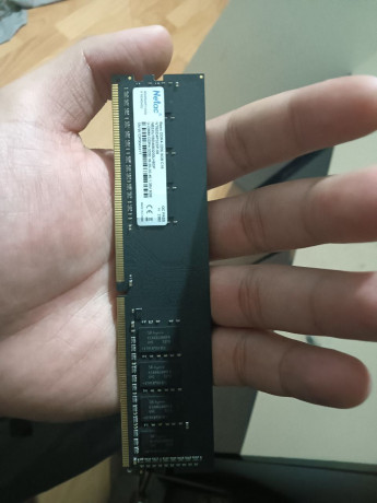 prodam-operativnuiu-pamiat-na-8gb-ddr4-za-12k-cena-dogovornaia-mogu-privezti-za-dop-platu-big-0
