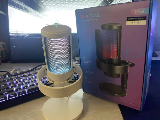 prodam-igrovoi-mikrofon-big-0