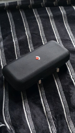 prodaiu-igrovuiu-platformu-steam-desk-oled-1t-big-0